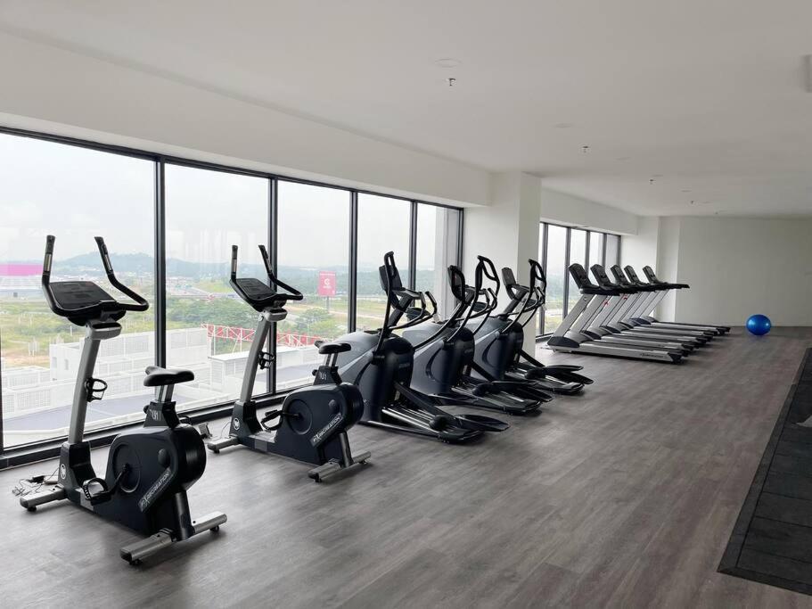 Horizon Suite Homestay, Klia By S&T Homez Sepang Exteriér fotografie
